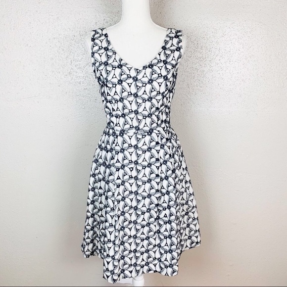 Floral dress - Picture 1 of 3